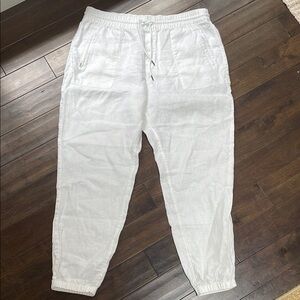 Women”s White Athleta linen Pants size XL Tall